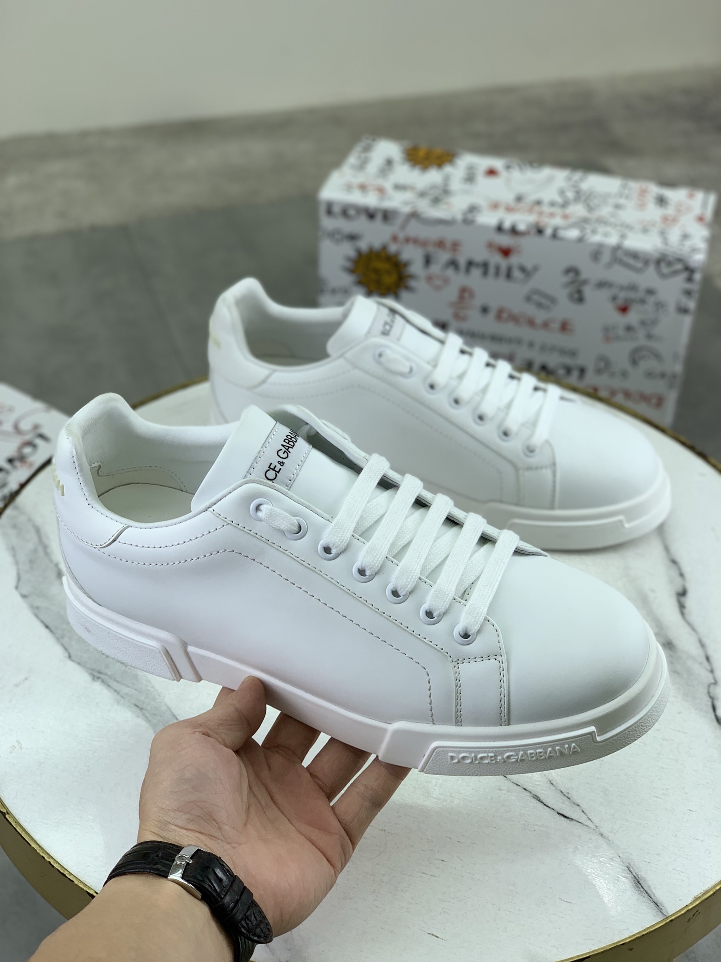 olce & Gabbana shoe